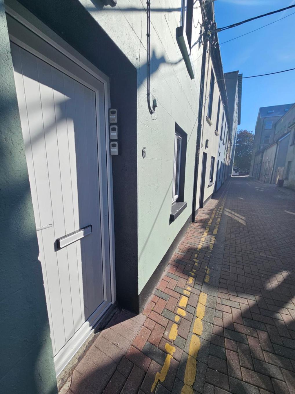 6 Eyre Square Lane Apartment Galway Exterior photo